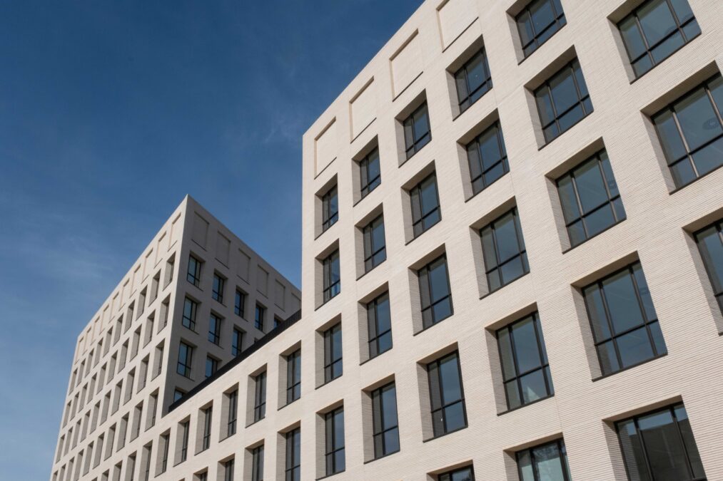 À Villejuif, la terre cuite structure les façades du projet Kadans