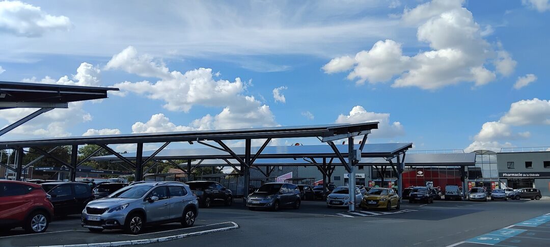 Solarisation des parkings : un report sous conditions